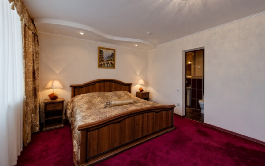 Люкс 2-местный 3-комнатный Люкс в корпусе 1 (Л2м3 корпус 1) *  - 1