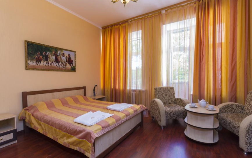 Полулюкс 2-местный 1-комнатный с балконом  (Пл2м1к2) *  - 1