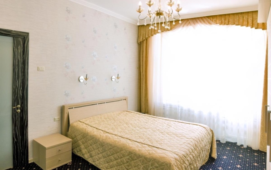 Люкс Люкс 2-комнатный *  - 1