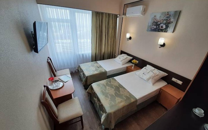 1 категория 2-местный 1-комнатный 1-кат. (1к2м1к) *  - 1