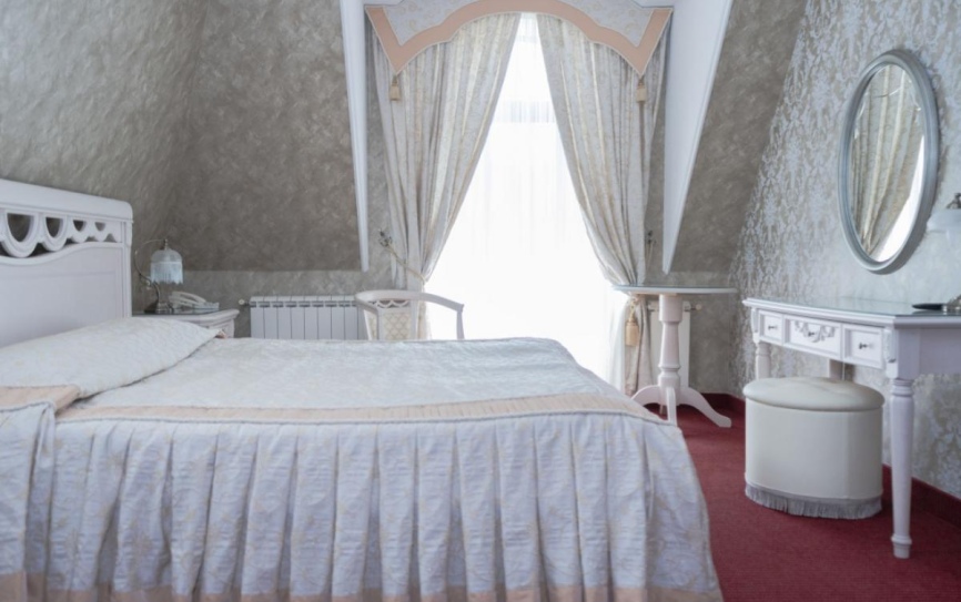 Люкс 2-местный 2-комнатный *  - 1