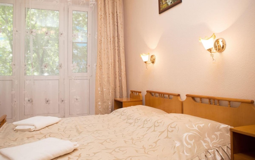 Люкс Люкс 2-местный 2-комн корпус 2  (Л2м2 корпус 2) *  - 2