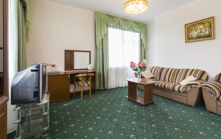 Люкс 2-местный 2-комнатный 2 корпус (Л2м2 корпус 2) *  - 3