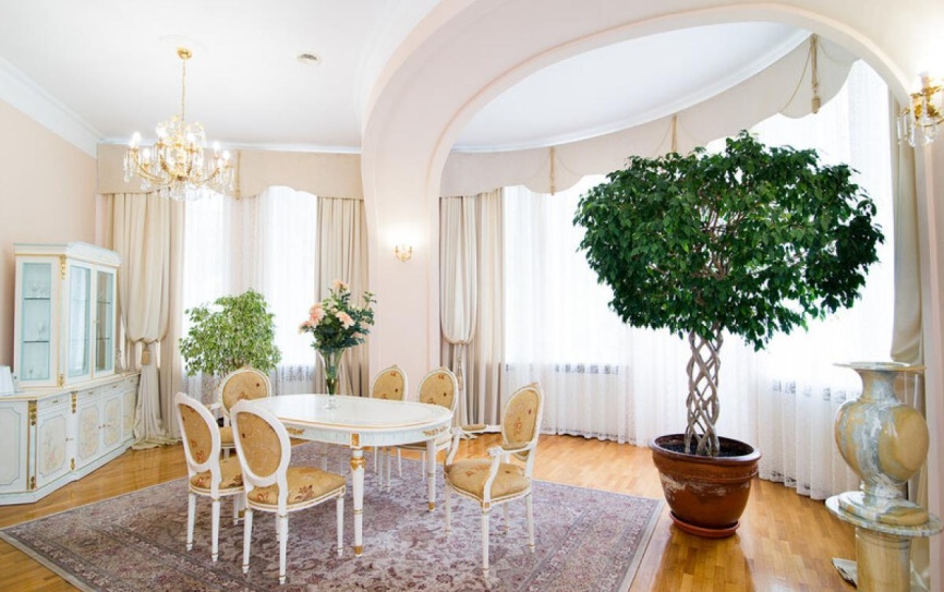 Люкс 2-местный 2-комнатный №103, 203 корпус 4 *  - 3