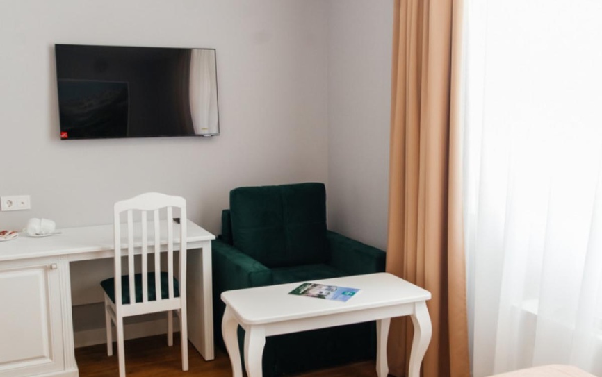 Супериор 2-м. корпус 7 *  - 2