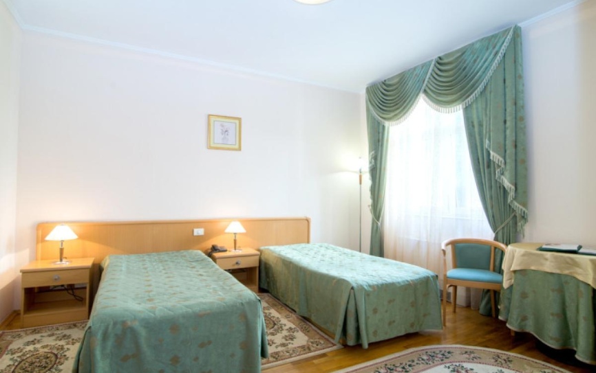 Стандарт 2-м. DBL/TWIN с/б *  - 3