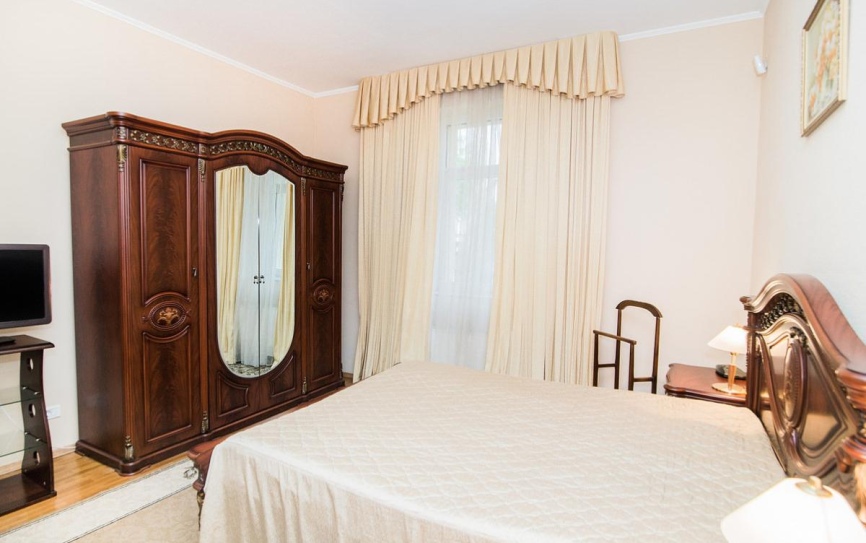 Полулюкс 2 комнатный в корпусе 1,2,6,7,8 *  - 3