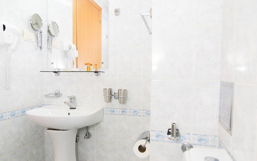 Стандарт 1 местный  без балкона корпус 1,2,6,7,8 *  - 3