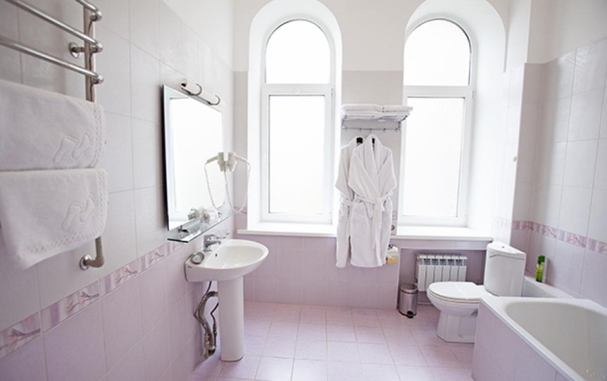 Люкс Де-Люкс №2,4,9 корпус Б (двуспальная кровать) *  - 3