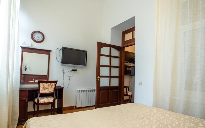 Улучшенный 2 местный №7,12 корпус Б двуспальная кровать *  - 2