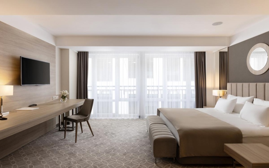 Junior Suite 2-местный с балконом *  - 1