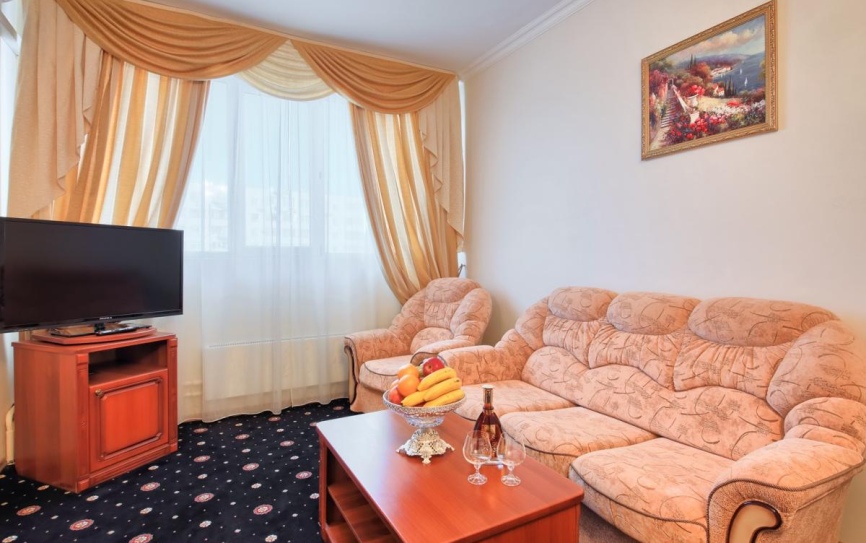 Люкс 2-комнатный,2-местный *  - 1