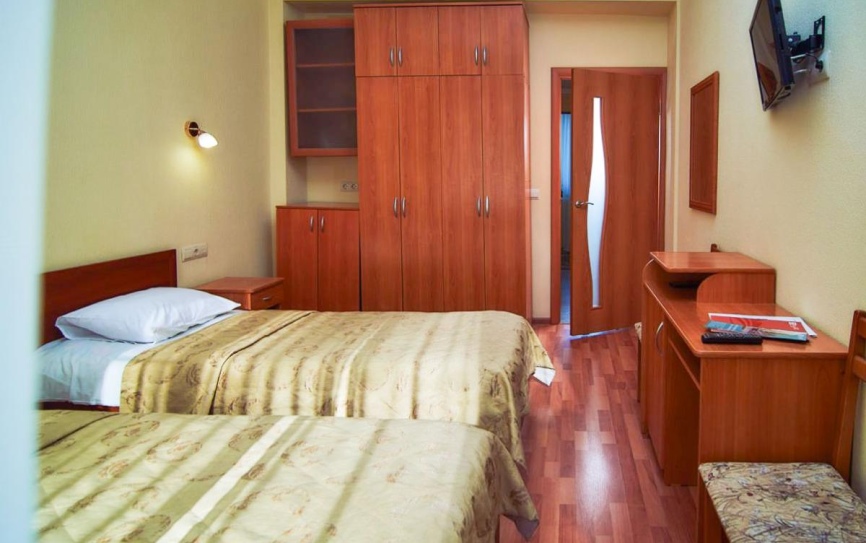 Стандартный 2-местный 1-комнатный  с балконом *  - 3