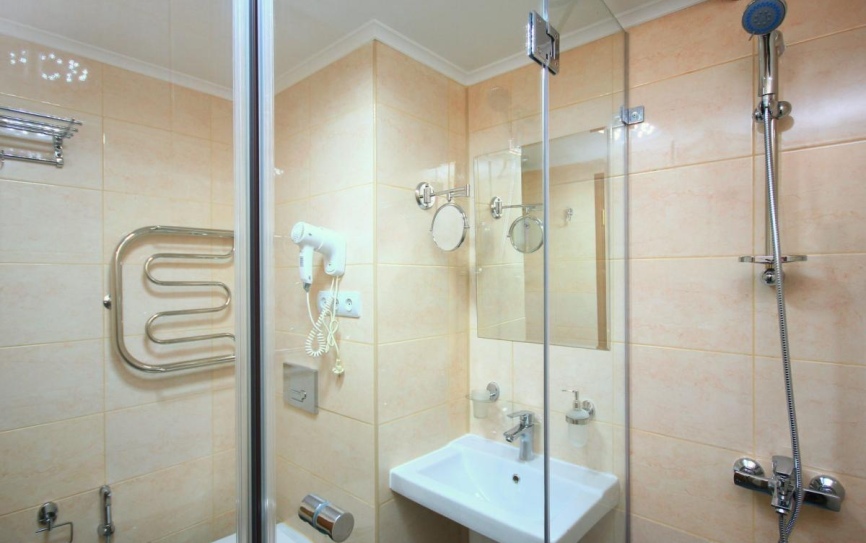 Улучшенный 2-местный улучшенный без балкона *  - 2