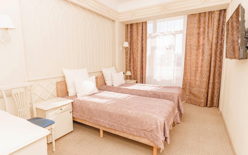 Стандартный 2-х местный  *  - 1