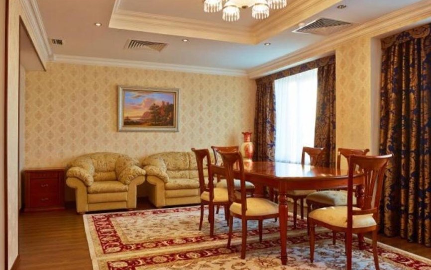 Люкс Сюит 4-комнатный *  - 2