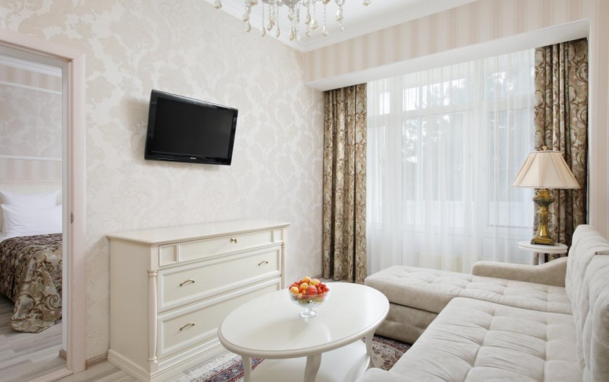 Люкс 2-комн. люкс *  - 2