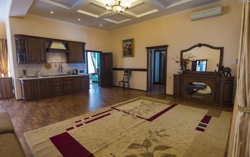 Апартаменты 3-комнатные аппартаменты *  - 2