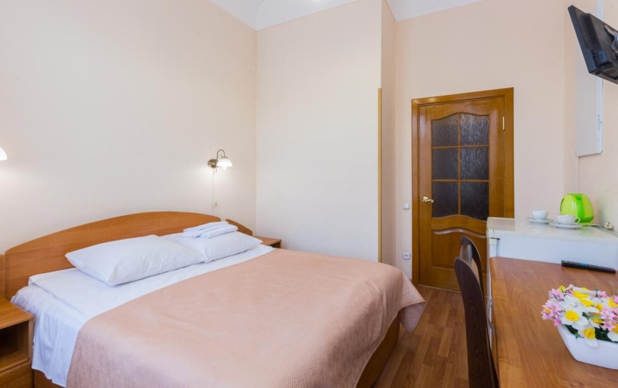 Стандартный 1-местный 1-категория 1-комнатный корпус 1 (1к1м1 корпус 1) *  - 2