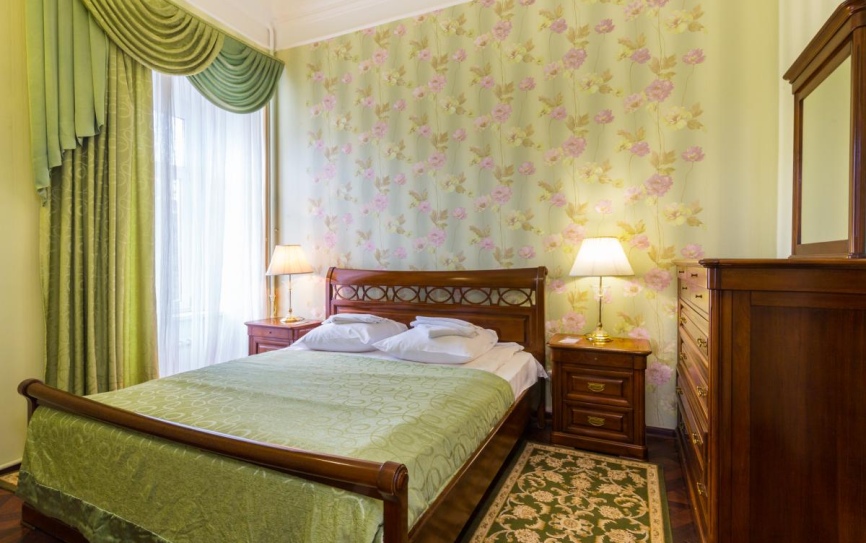 Люкс 2-местный 3-комнатный в корпусе 1 *  - 1